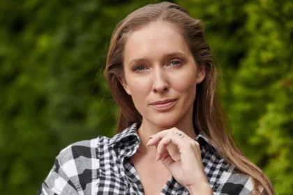 Осадча розповіла про розлучення з чоловіком, тримаючи на руках малюка