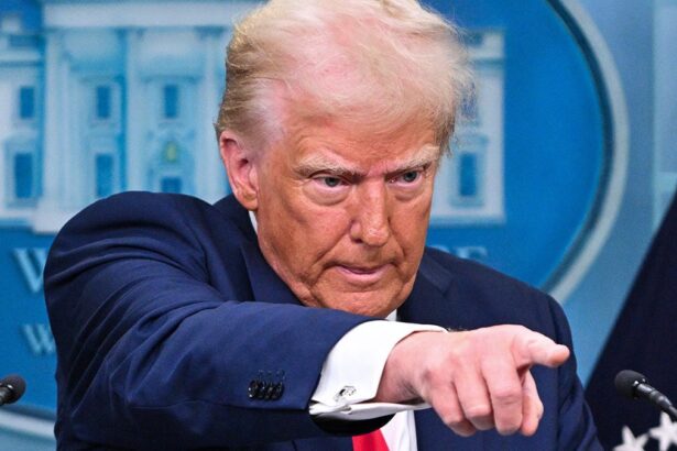 Трамп: Війна – це зловживання владою, коментуючи удари Путина по Сумам